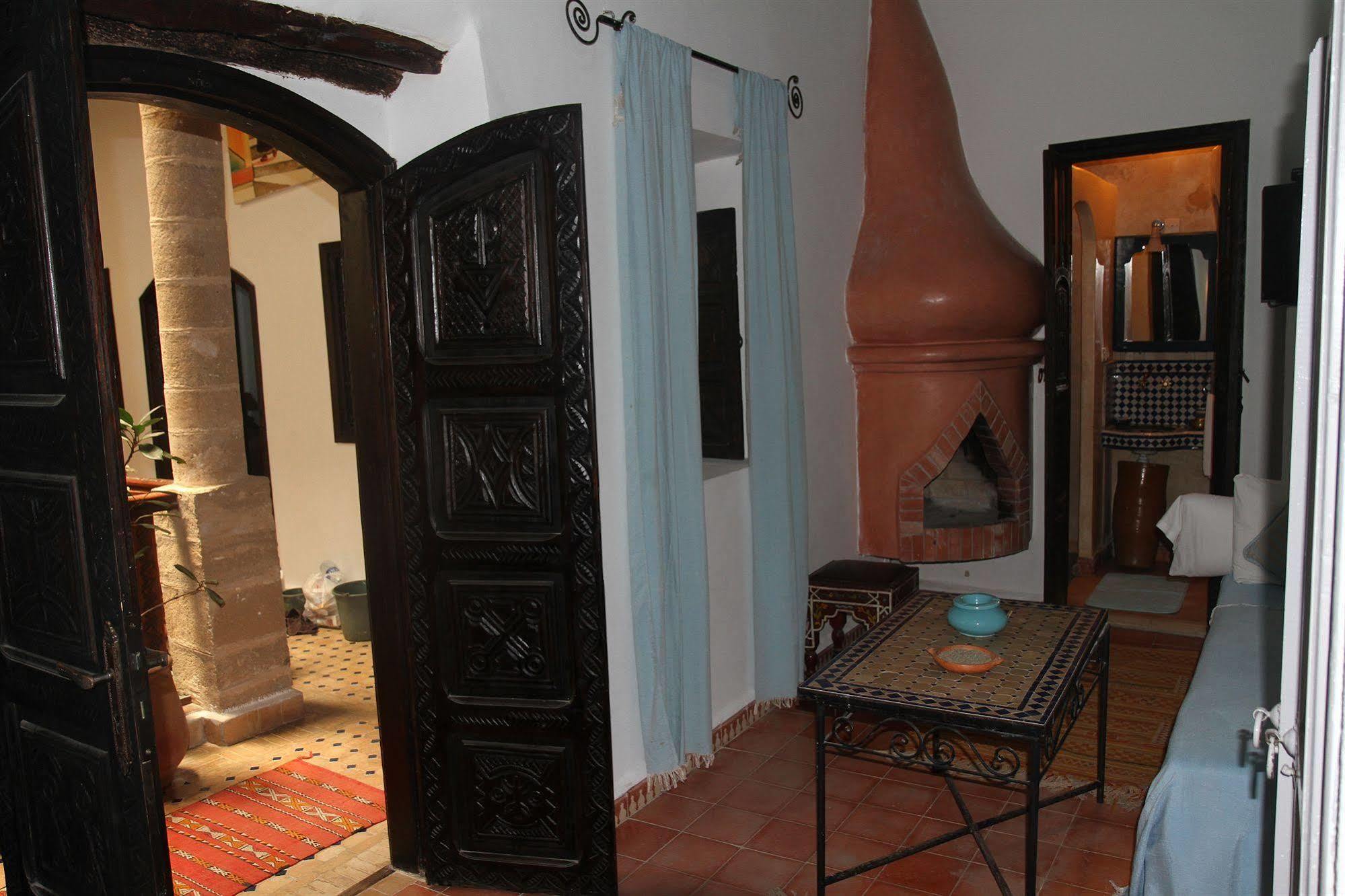 Riad Chakir Mogador Essaouira Bagian luar foto